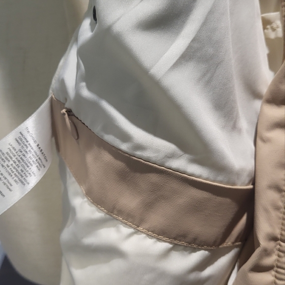 Babaton nude windbreaker - Picture 5 of 8